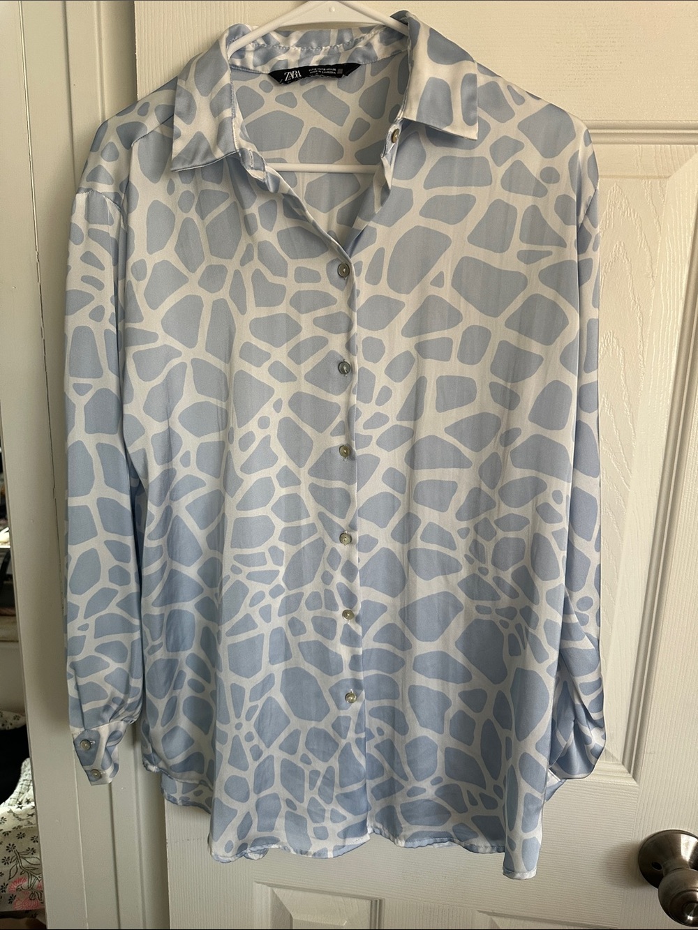 Zara Light Blue & White Abstract Giraffe-Print Button-Down Shirt
